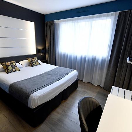Hotel Des Quatrans Caen Dış mekan fotoğraf