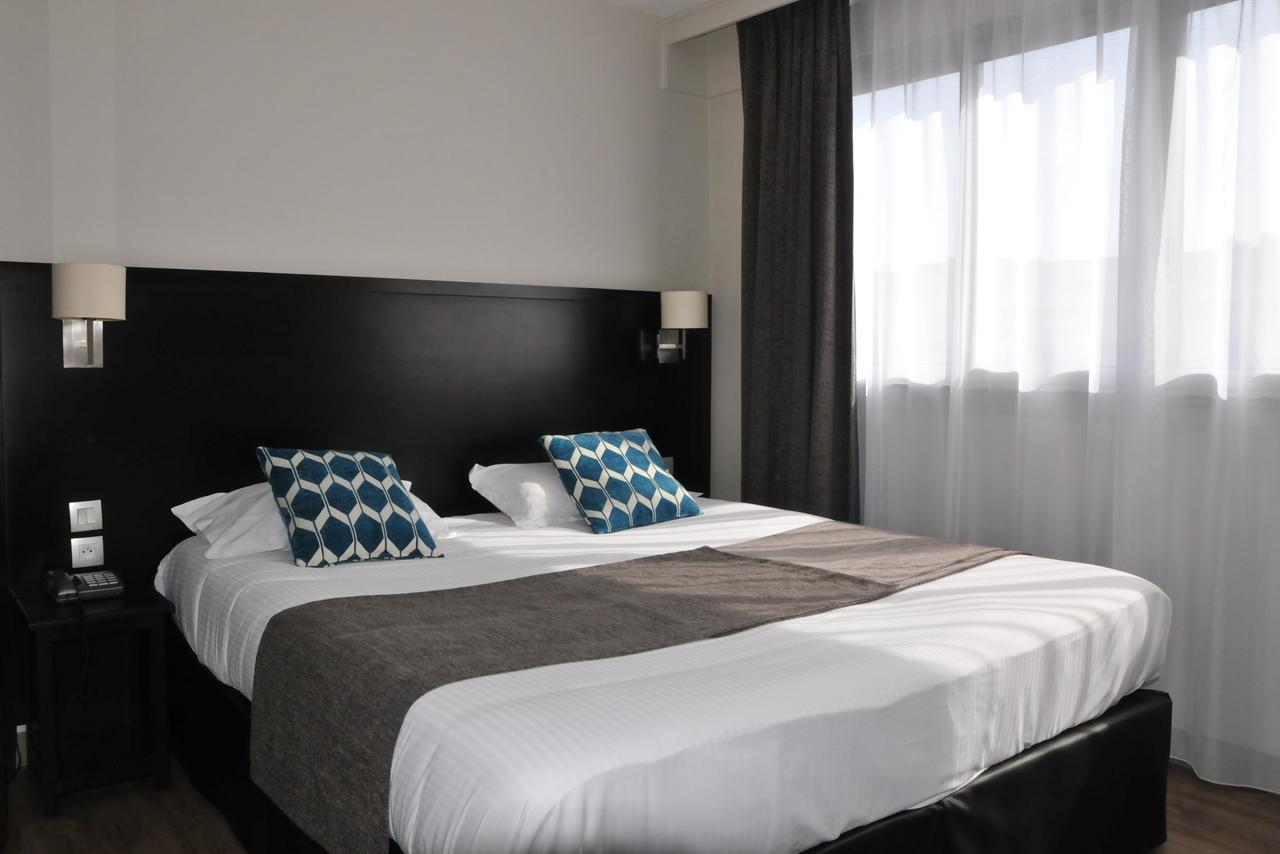 Hotel Des Quatrans Caen Dış mekan fotoğraf